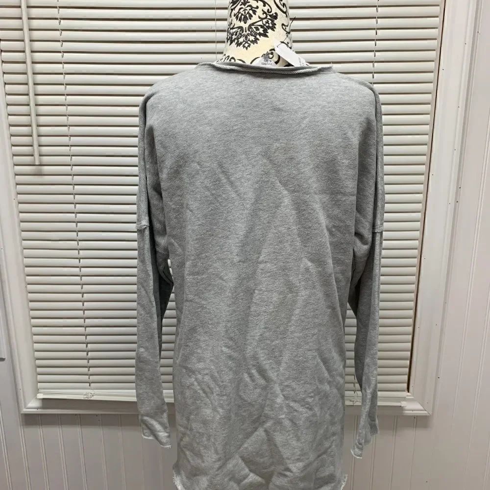 NWT Crown & Ivy Oversized Long Sleeve Top - Picture 3 of 5